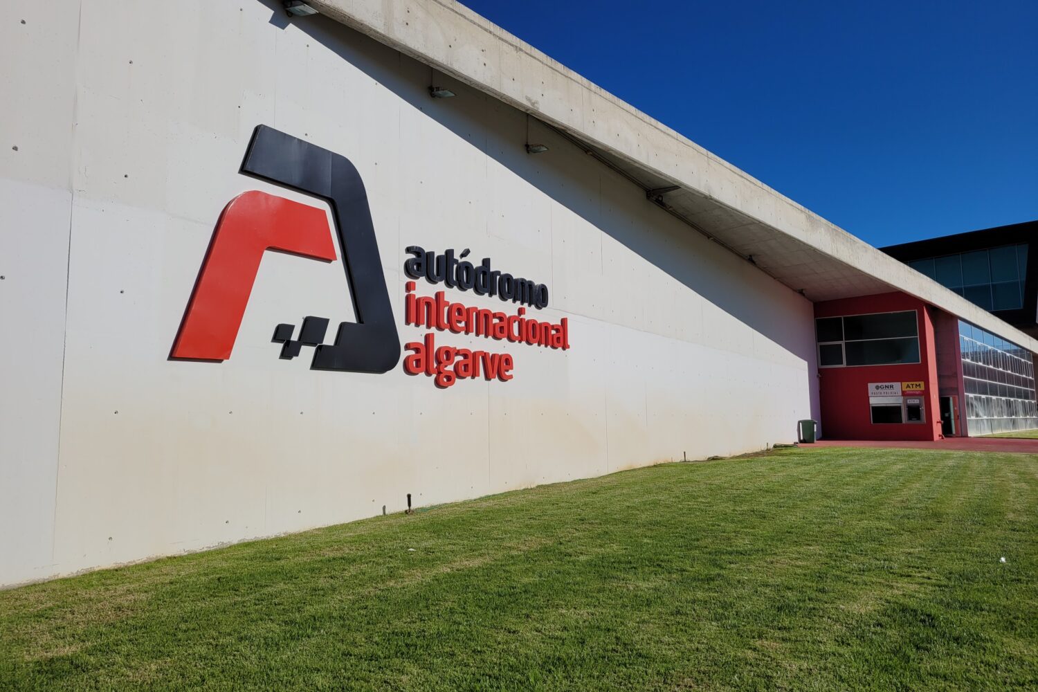Beschriftung Rennstrecke Autódromo Internacional do Algarve